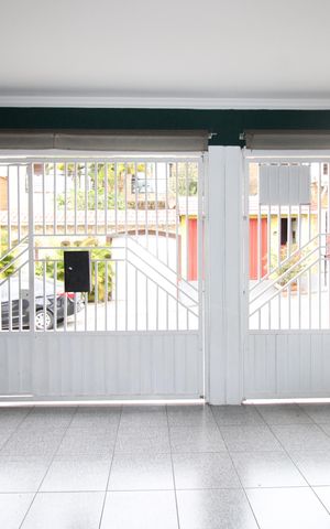 Casa à venda com 180m², 2 quartos e 2 vagasGaragem