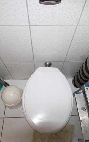 Casa à venda com 180m², 2 quartos e 2 vagasLavabo 4