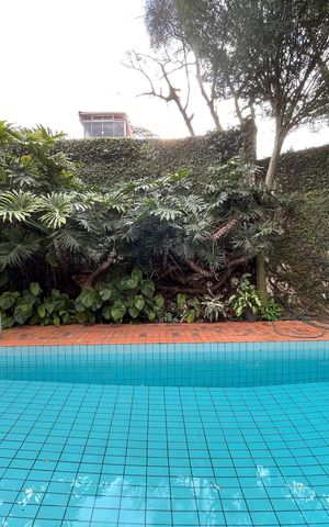 Casa à venda com 227m², 4 quartos e 2 vagasPiscina