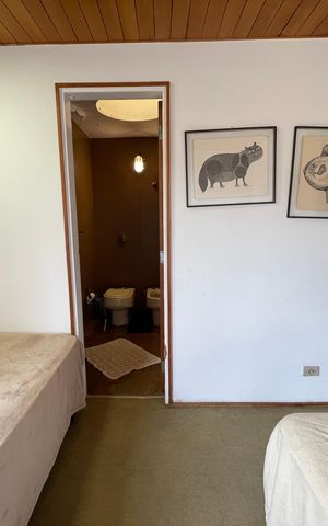 Casa à venda com 227m², 4 quartos e 2 vagasSuíte