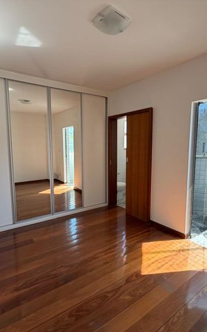 Apartamento para alugar com 130m², 4 quartos e 4 vagas