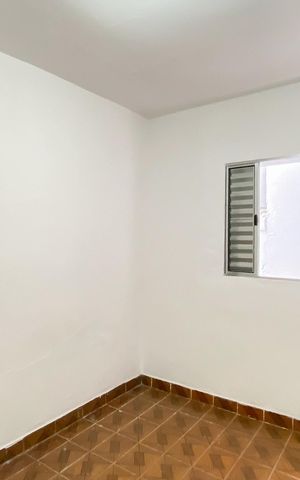 Casa para alugar com 67m², 2 quartos e sem vaga Casa para alugar com 67m², 2 quartos e sem vagaQuarto 1
