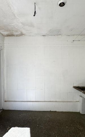 Casa à venda com 140m², 2 quartos e 2 vagasÁrea de Serviço