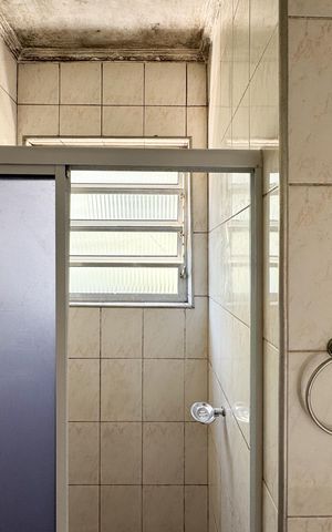 Casa à venda com 140m², 2 quartos e 2 vagasBanheiro Social