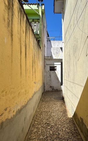 Casa à venda com 140m², 2 quartos e 2 vagasQuintal