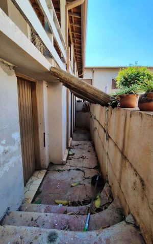 Casa para alugar com 462m², 5 quartos e 5 vagas Casa para alugar com 462m², 5 quartos e 5 vagasÁrea externa