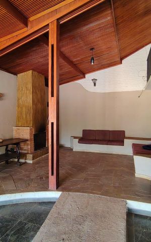 Casa para alugar com 462m², 5 quartos e 5 vagas Casa para alugar com 462m², 5 quartos e 5 vagasSala