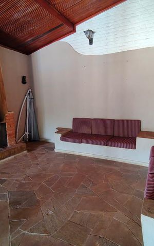 Casa para alugar com 462m², 5 quartos e 5 vagas