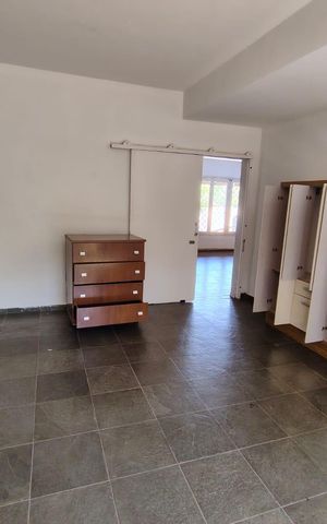 Casa para alugar com 462m², 5 quartos e 5 vagas Casa para alugar com 462m², 5 quartos e 5 vagasSala