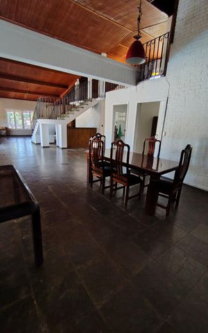 Casa para alugar com 462m², 5 quartos e 5 vagas Casa para alugar com 462m², 5 quartos e 5 vagasSala