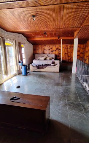 Casa para alugar com 462m², 5 quartos e 5 vagas Casa para alugar com 462m², 5 quartos e 5 vagasÁrea externa
