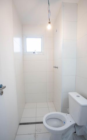 Apartamento à venda com 43m², 2 quartos e 1 vaga Apartamento à venda com 43m², 2 quartos e 1 vagaBanheiro