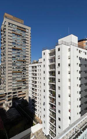 Apartamento à venda com 250m², 2 quartos e 3 vagas Apartamento à venda com 250m², 2 quartos e 3 vagasVista