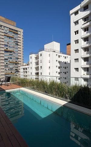 Apartamento à venda com 250m², 2 quartos e 3 vagas Apartamento à venda com 250m², 2 quartos e 3 vagasCobertura