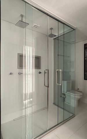 Apartamento à venda com 250m², 2 quartos e 3 vagas Apartamento à venda com 250m², 2 quartos e 3 vagasSuíte 2