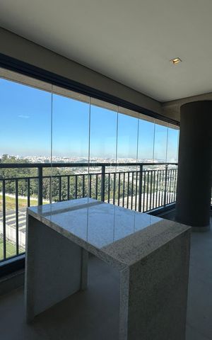 Apartamento à venda com 119m², 3 quartos e 2 vagas Apartamento à venda com 119m², 3 quartos e 2 vagasVaranda da Sala
