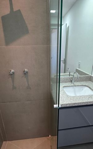 Apartamento à venda com 119m², 3 quartos e 2 vagas Apartamento à venda com 119m², 3 quartos e 2 vagasBanheiro da Suíte 1