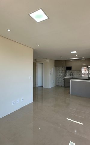 Apartamento à venda com 119m², 3 quartos e 2 vagas Apartamento à venda com 119m², 3 quartos e 2 vagasSala