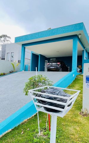 Casa de condomínio para alugar com 164m², 3 quartos e 4 vagas Casa de condomínio para alugar com 164m², 3 quartos e 4 vagasFachada