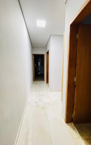 Casa de condomínio para alugar com 164m², 3 quartos e 4 vagas Casa de condomínio para alugar com 164m², 3 quartos e 4 vagasCorredor