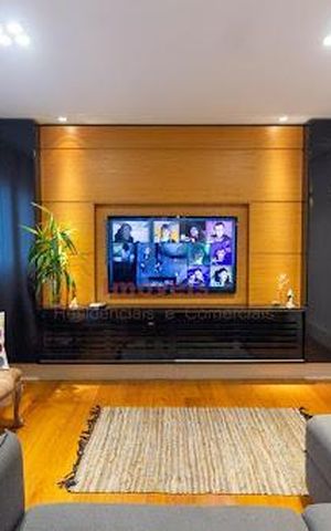 Apartamento à venda com 195m², 4 quartos e 3 vagas