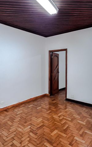 Casa à venda com 200m², 2 quartos e 1 vaga Casa à venda com 200m², 2 quartos e 1 vagaSala