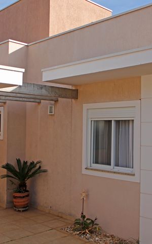 Casa de condomínio para alugar com 300m², 3 quartos e 4 vagasÁrea externa