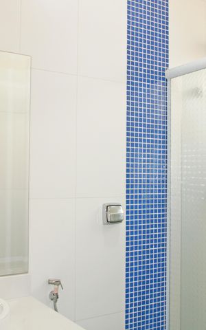 Casa de condomínio para alugar com 300m², 3 quartos e 4 vagasSuíte 1 Banheiro