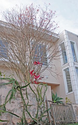 Casa de condomínio para alugar com 300m², 3 quartos e 4 vagasÁrea externa