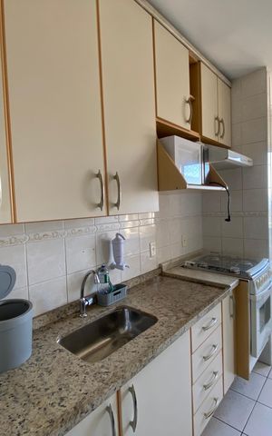 Apartamento para alugar com 54m², 2 quartos e 2 vagas Apartamento para alugar com 54m², 2 quartos e 2 vagasCozinha