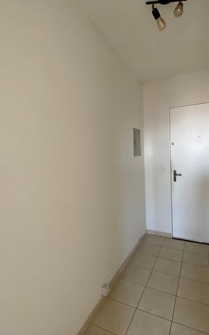 Apartamento para alugar com 54m², 2 quartos e 2 vagas Apartamento para alugar com 54m², 2 quartos e 2 vagasEntrada