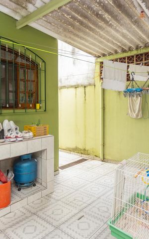 Casa à venda com 90m², 3 quartos e 2 vagasQuintal