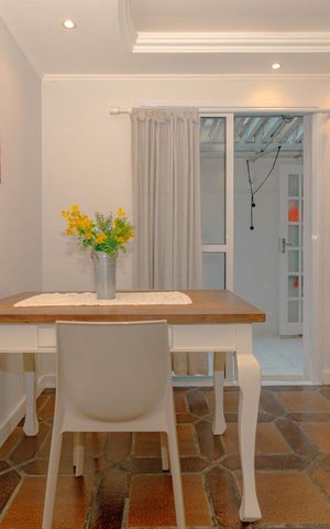 Apartamento para alugar com 75m², 1 quarto e sem vagaSala