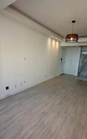 Apartamento para alugar com 90m², 1 quarto e 1 vaga Apartamento para alugar com 90m², 1 quarto e 1 vagaSala