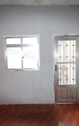 Casa para alugar com 150m², 3 quartos e 2 vagasQuarto da edícula