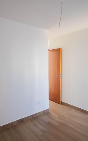 Casa à venda com 134m², 3 quartos e 2 vagas Casa à venda com 134m², 3 quartos e 2 vagasSUÍTE