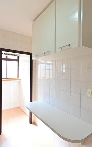 Apartamento à venda com 55m², 2 quartos e 1 vagaCozinha