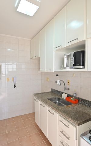 Apartamento à venda com 55m², 2 quartos e 1 vagaCozinha