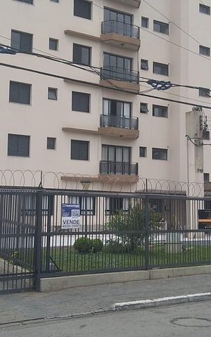 Apartamento para alugar com 77m², 2 quartos e 3 vagas Apartamento para alugar com 77m², 2 quartos e 3 vagasFachada