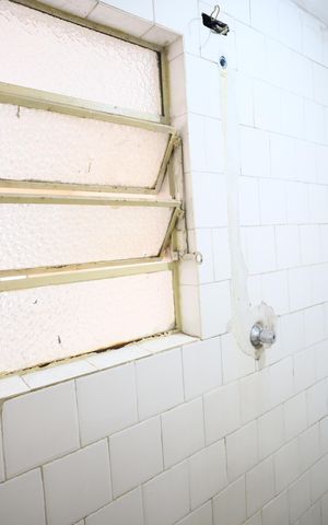 Casa à venda com 110m², 3 quartos e 1 vagaBanheiro social