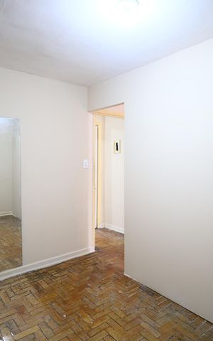 Casa à venda com 110m², 3 quartos e 1 vagaQuarto 2