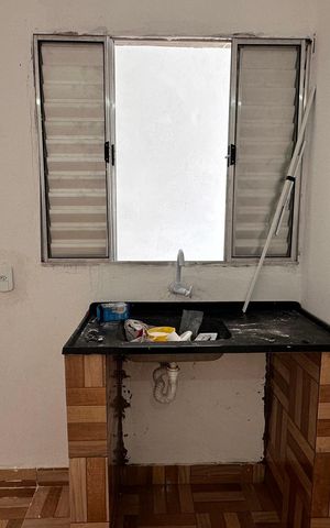 Casa para alugar com 26m², 1 quarto e sem vaga