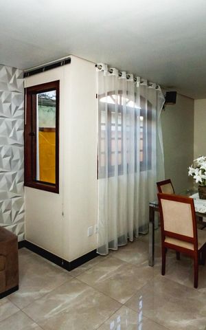 Casa à venda com 360m², 7 quartos e 4 vagasSala