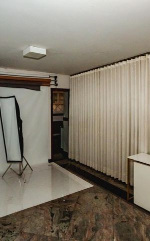 Casa à venda com 360m², 7 quartos e 4 vagasSala de TV