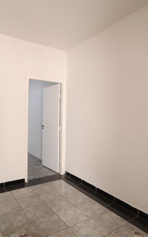 Casa para alugar com 200m², 3 quartos e 3 vagasSala 