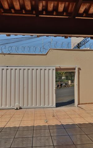 Casa para alugar com 200m², 3 quartos e 3 vagasGaragem