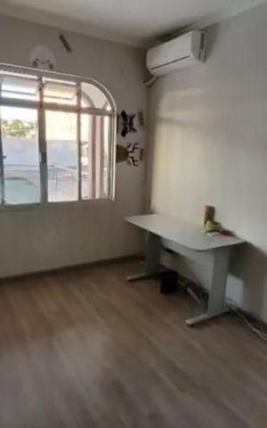 Casa para alugar com 500m², 3 quartos e 8 vagas Casa para alugar com 500m², 3 quartos e 8 vagasQuarto