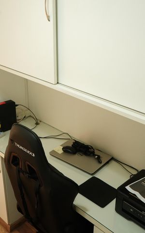 Apartamento à venda com 93m², 4 quartos e 2 vagasEscritório
