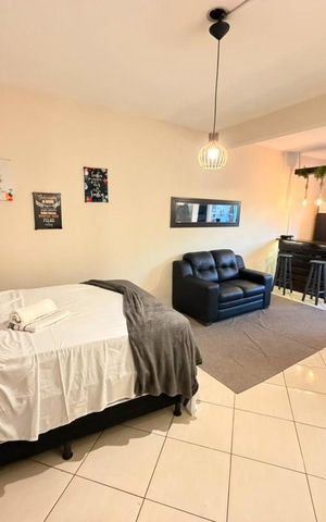 Studio para alugar com 30m², 1 quarto e sem vaga Studio para alugar com 30m², 1 quarto e sem vagaQuarto/Sala