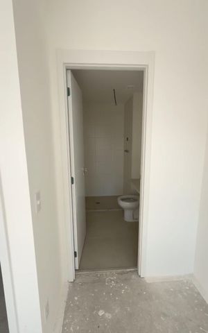 Apartamento à venda com 83m², 2 quartos e 1 vaga Apartamento à venda com 83m², 2 quartos e 1 vagaBanheiro